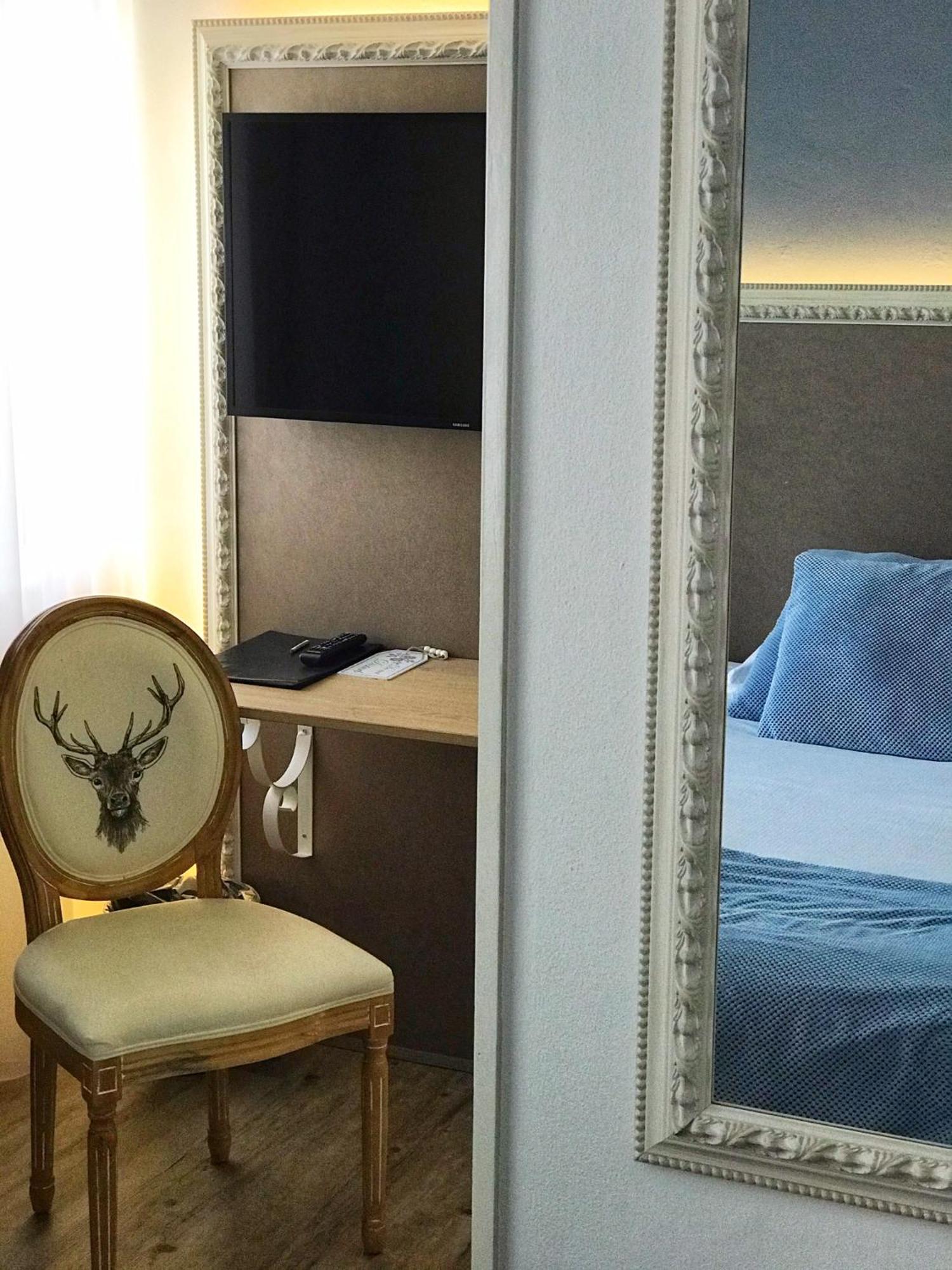 Standard Double Room,1556145676:JPEG